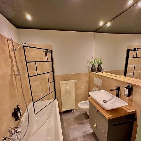 Apartamento Oasis Appart - Ruhe Im Elbland - Balkon - Netflix - Tg Freital